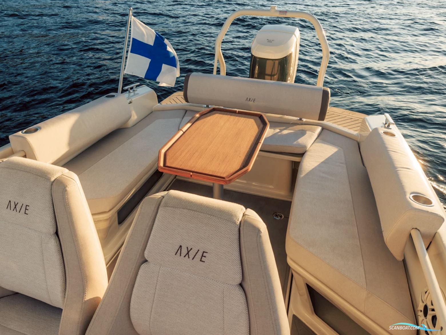 Axopar Yachts Axopar AX/E 22