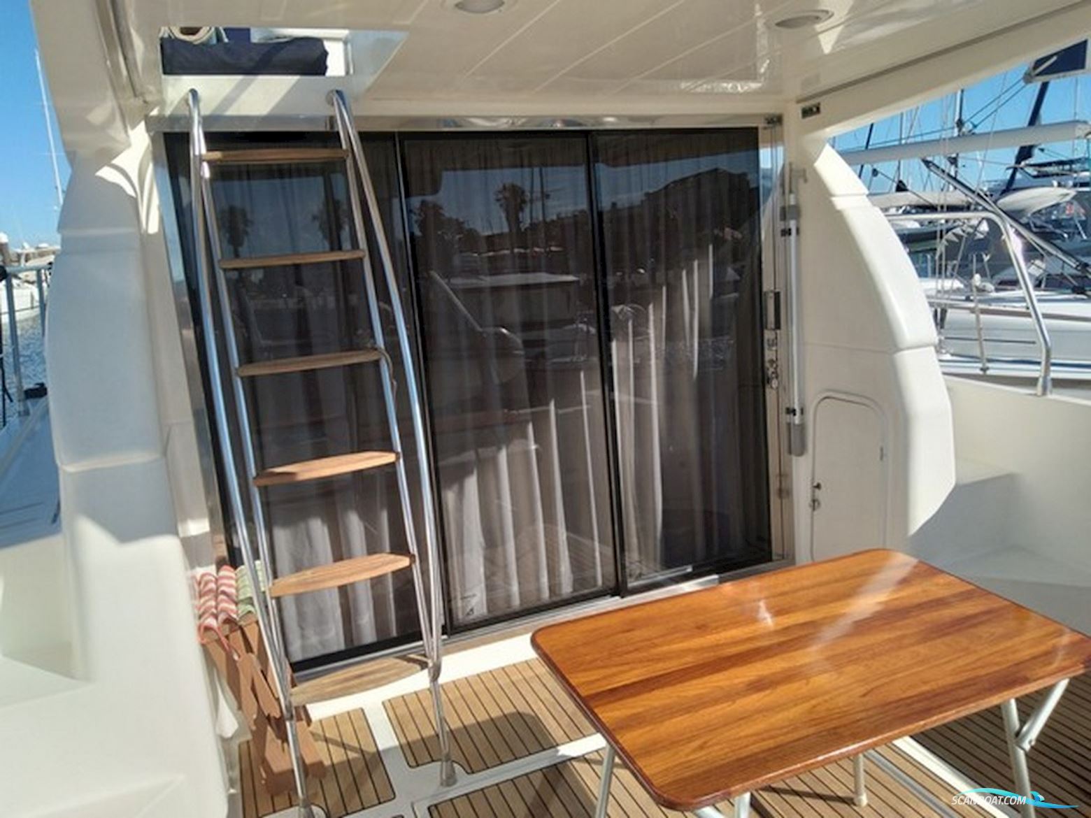 Azimut 40