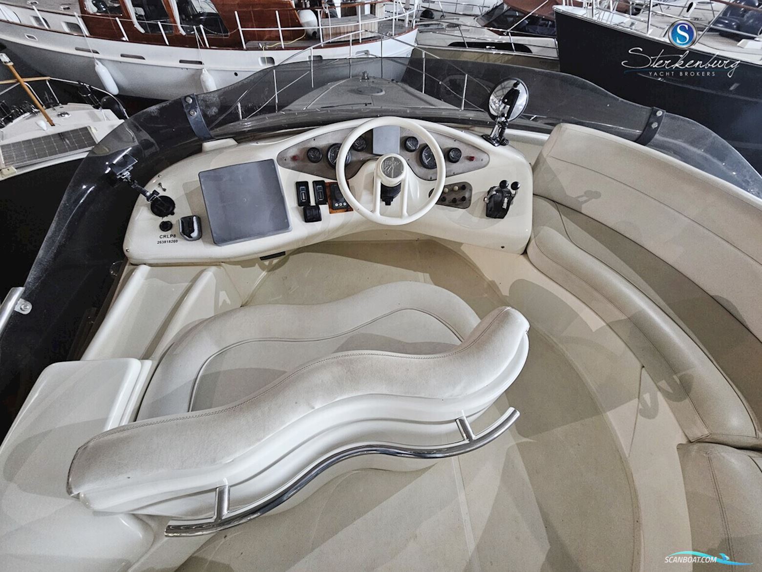 Azimut 42