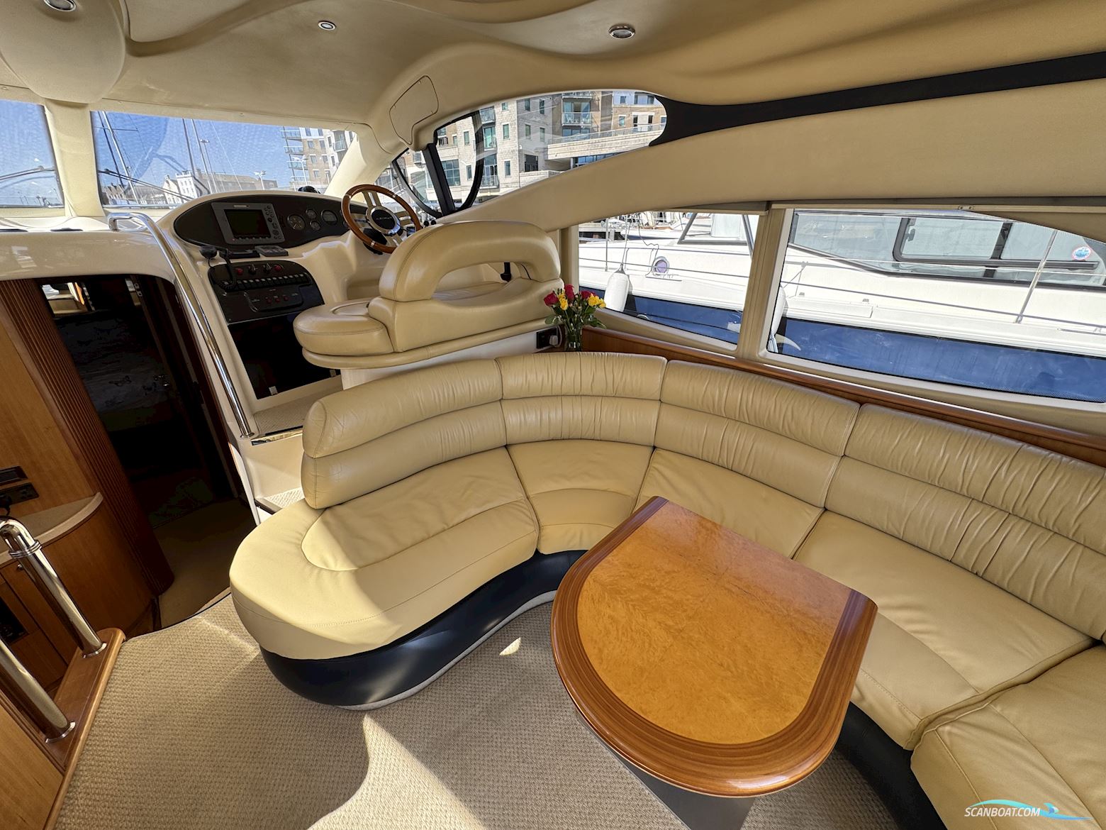 Azimut 42