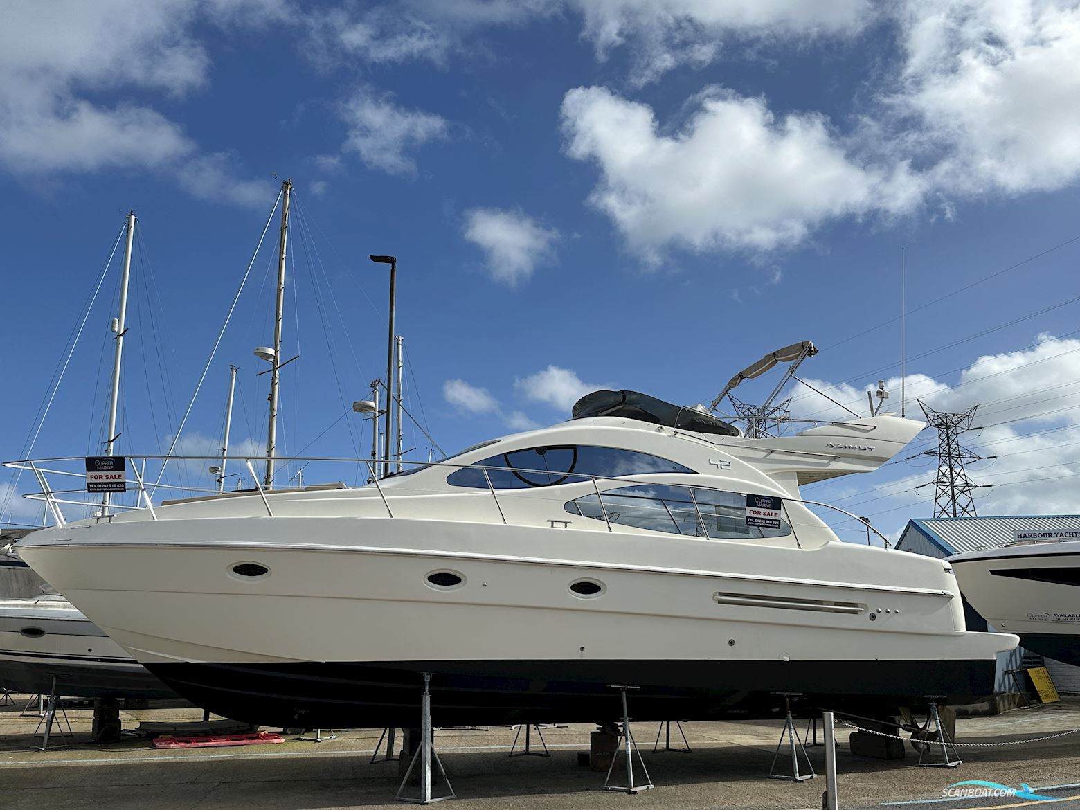 Azimut 42 Motorbåd 2005, med Caterpillar motor, England