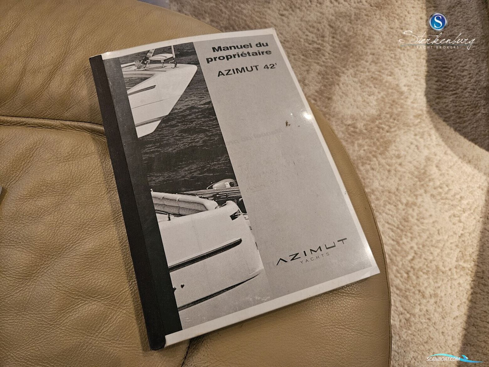 Azimut 42