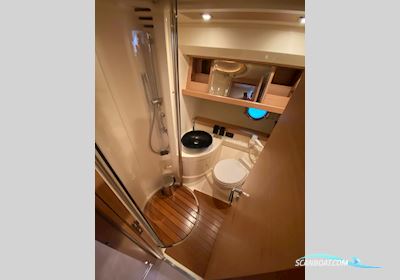 Azimut 43 Fly - BJ. 2005 Motorbåd 2005, med Cummins Qsb 5,9 Diesel motor, Kroatien