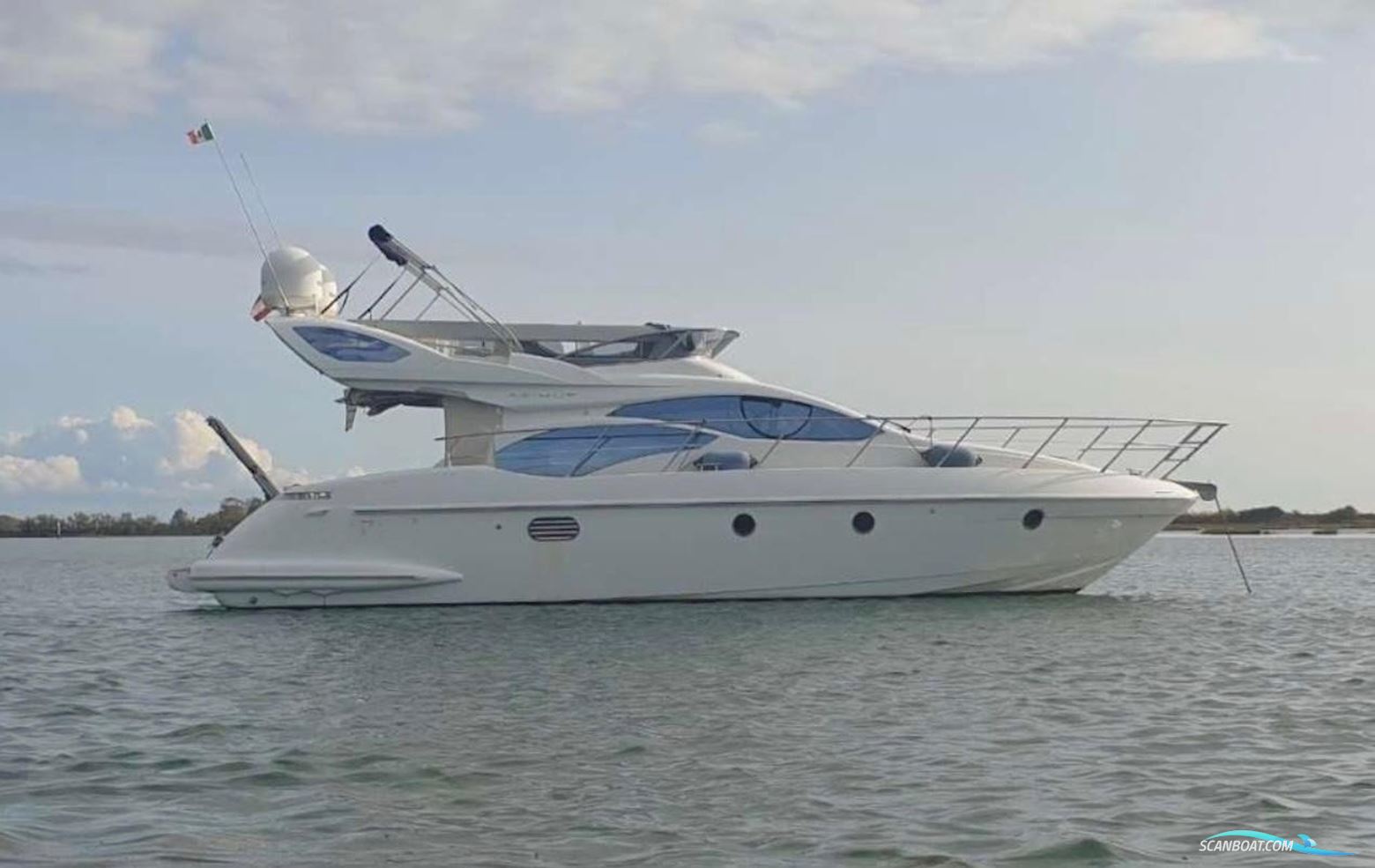 Azimut 43 Fly Motorbåd 2007, med Cummins Qsb 5.9 motor, Italien
