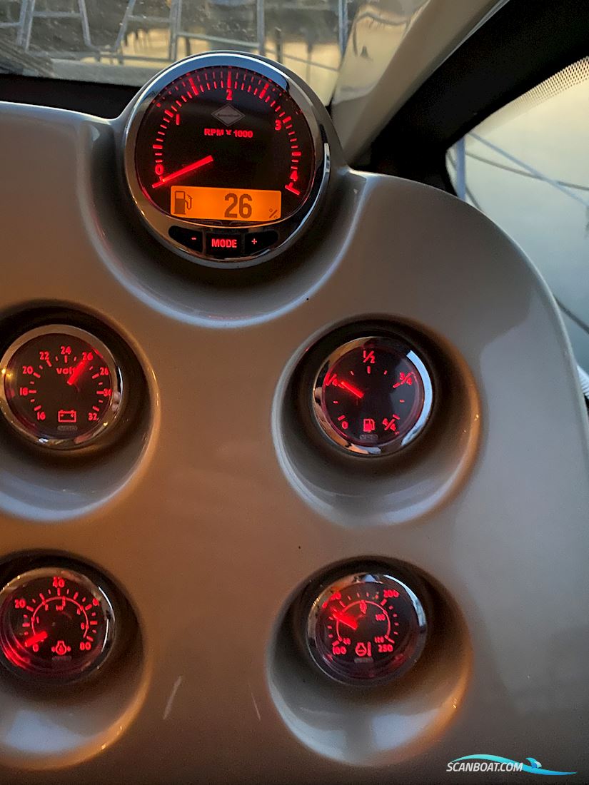 Azimut 43 Fly