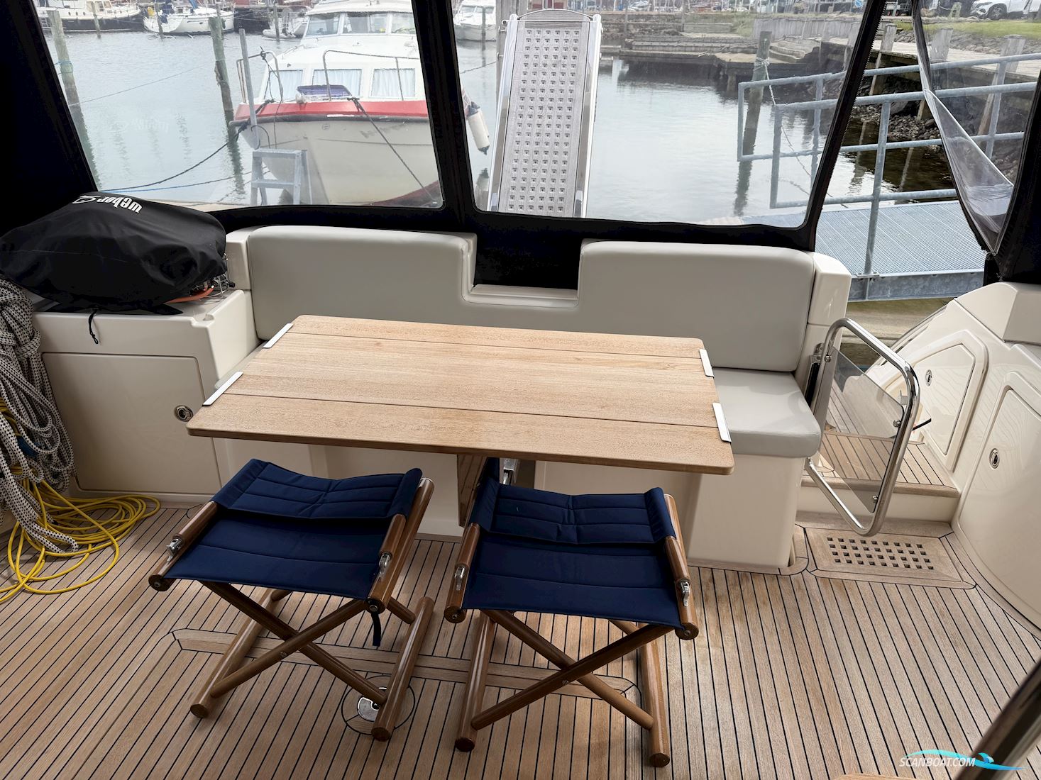 Azimut 43 Fly