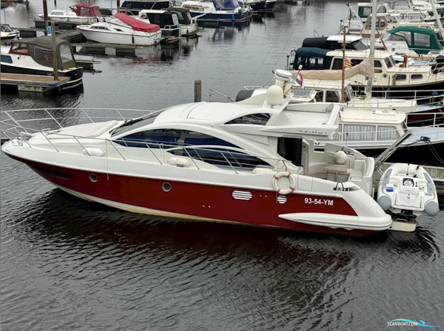 Azimut 43S