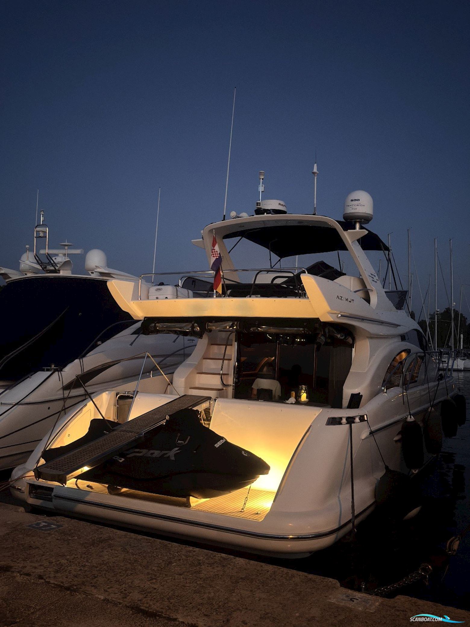 Azimut 50 Fly 2 Kabinen