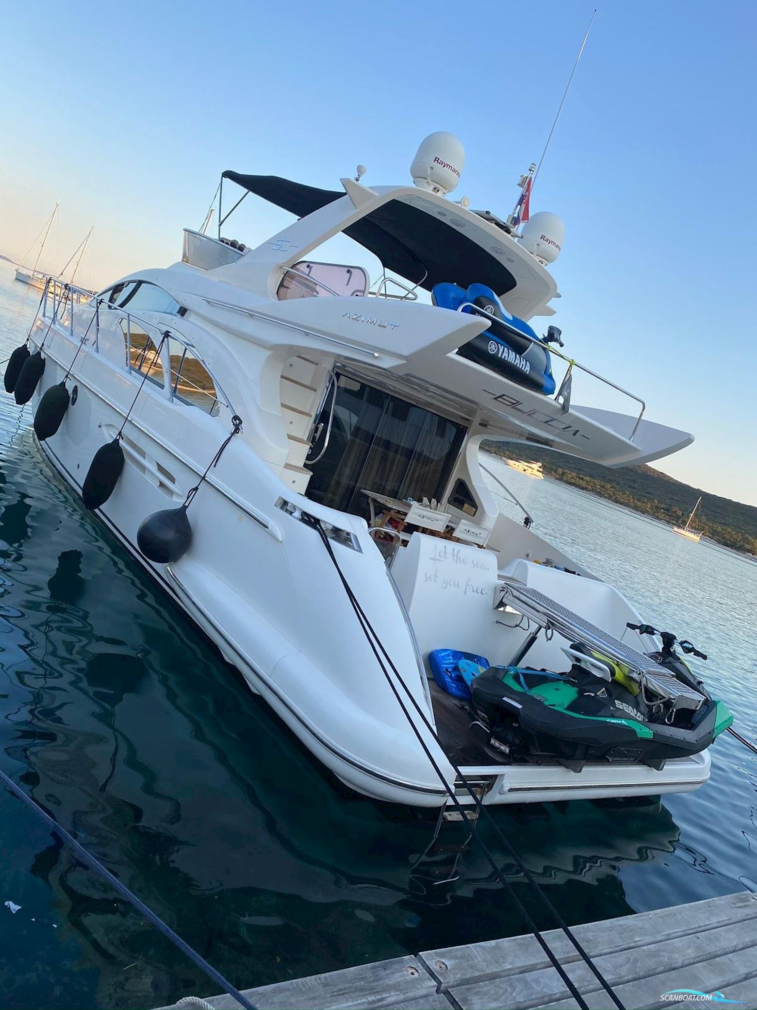 Azimut 50