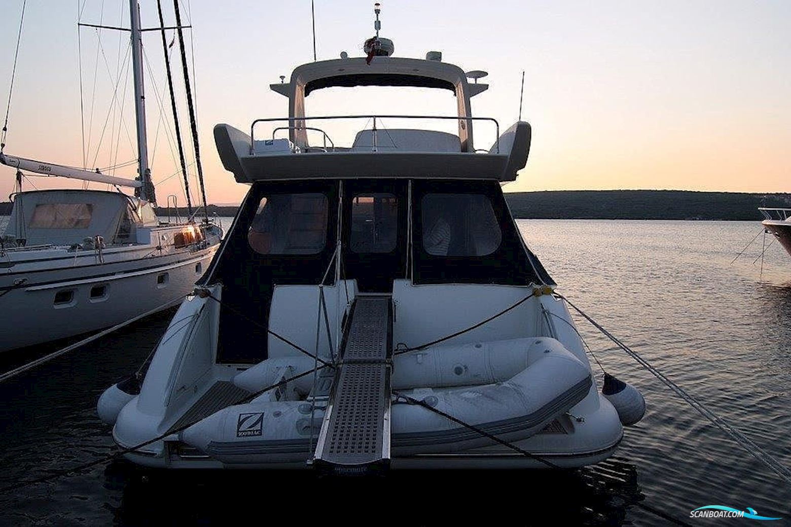 Azimut 50