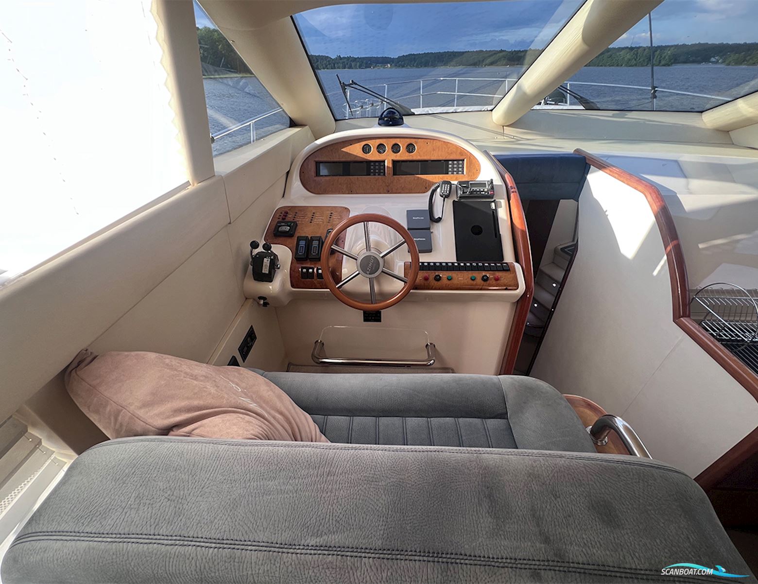 Azimut 52 Flybridge