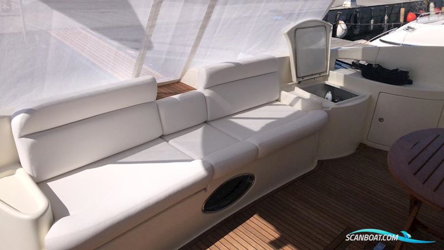 Azimut 55 Fly