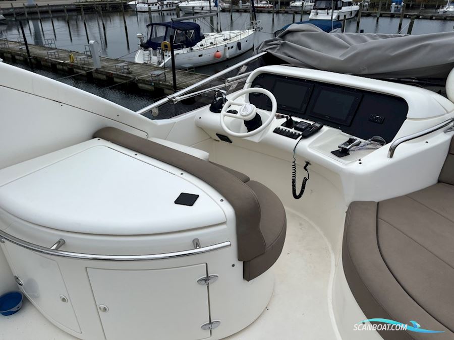 Azimut 55