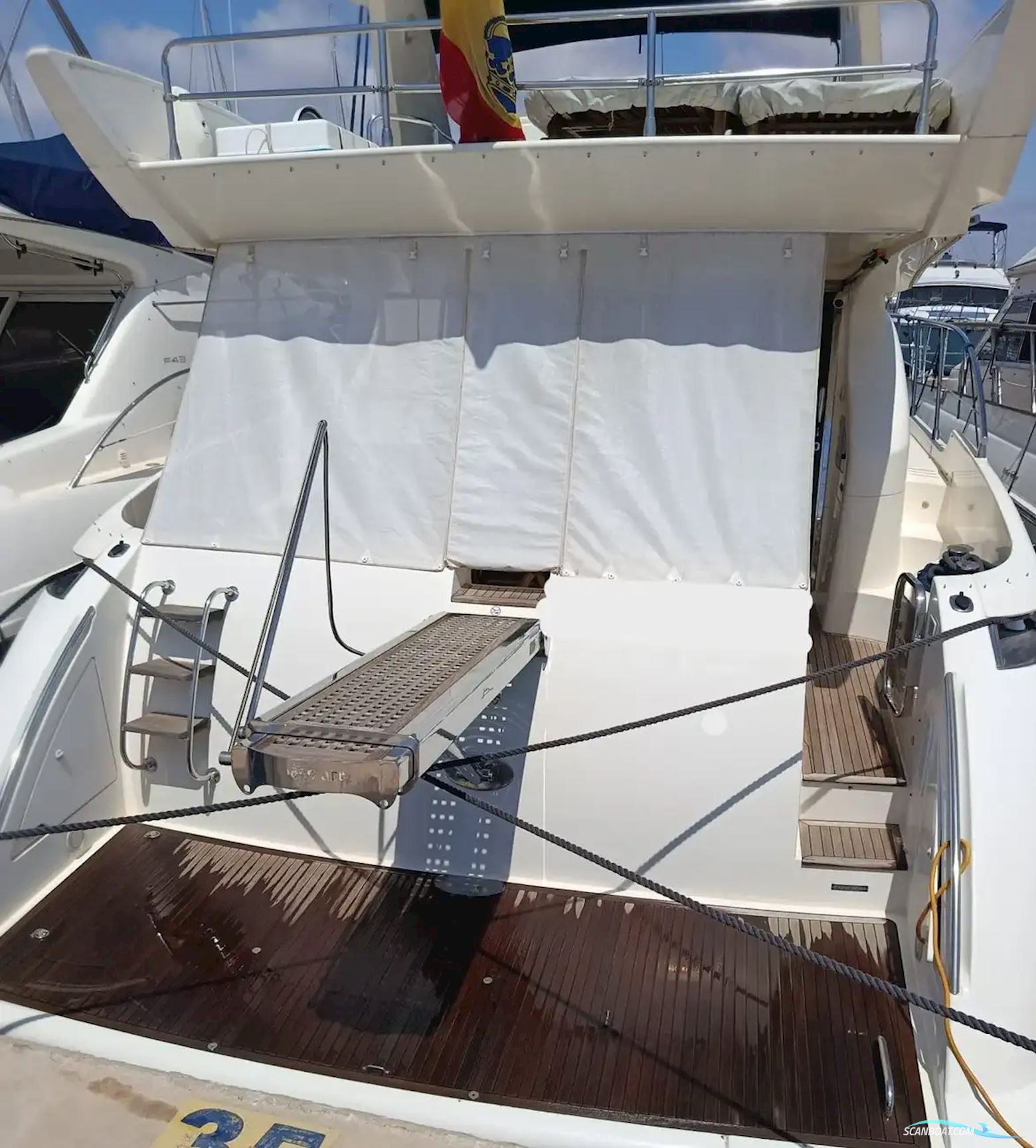 Azimut 55