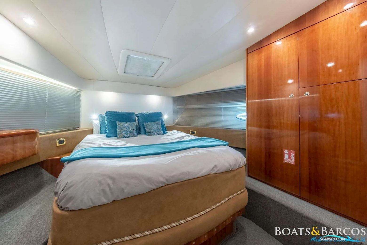 Azimut 58