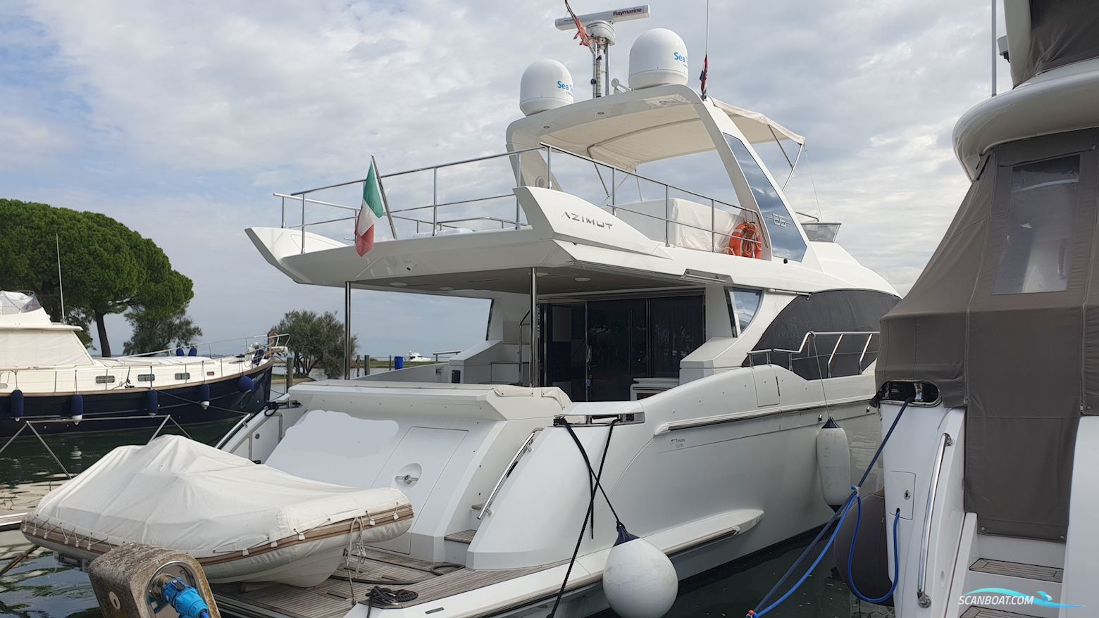 Azimut 66