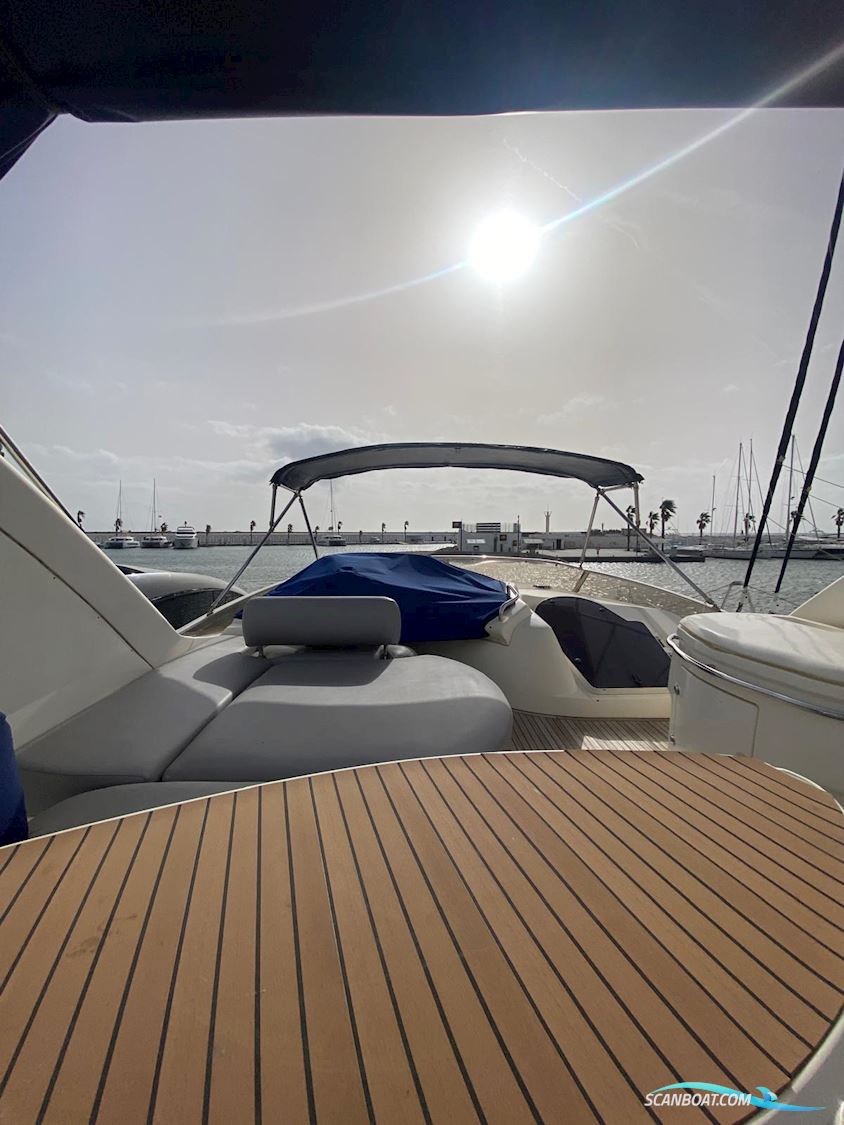 Azimut 68 Evolution