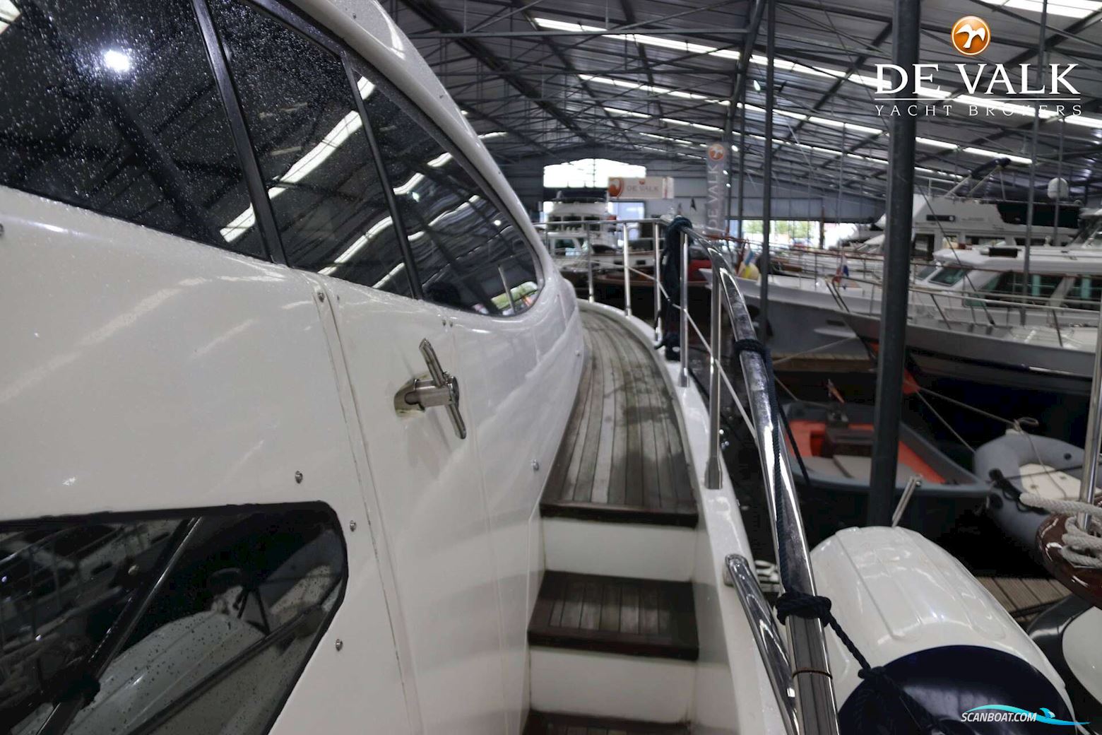 Azimut 68 Plus