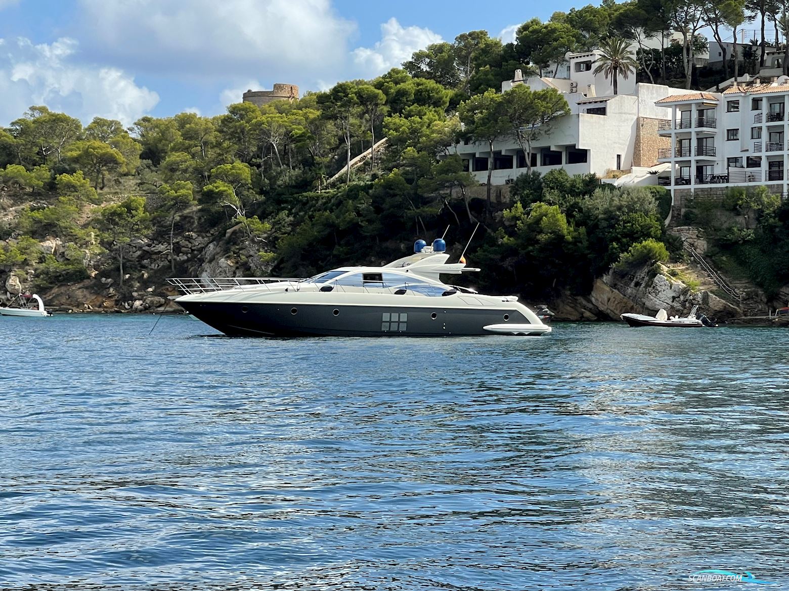 Azimut 68 S