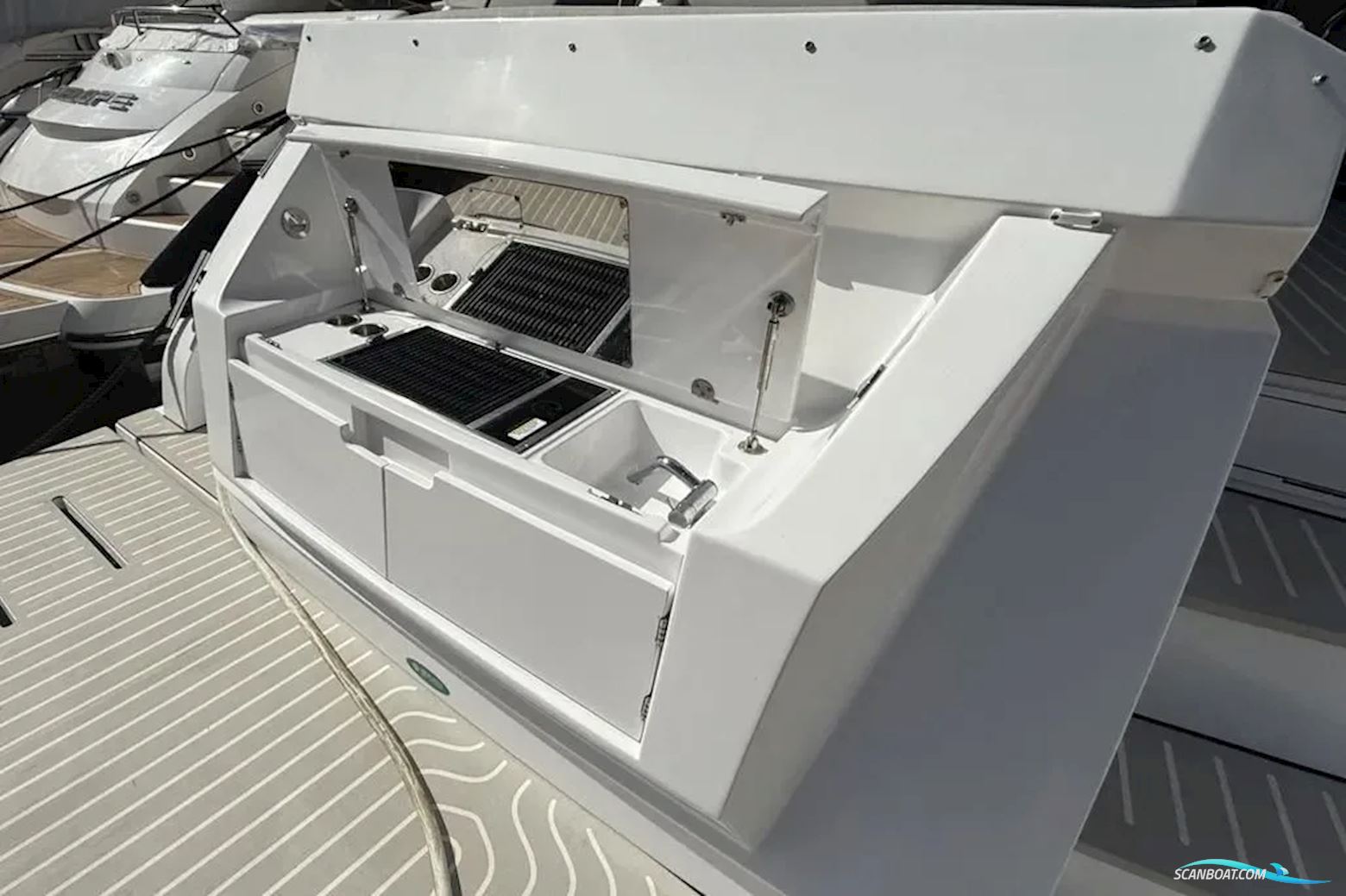 Azimut Atlantis 51