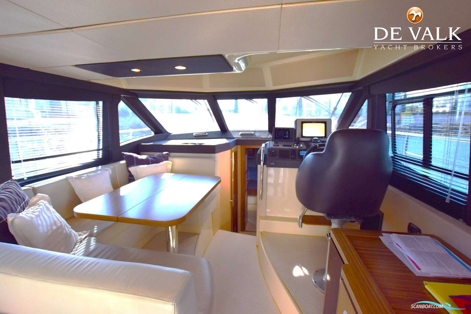 Azimut Magellano 43