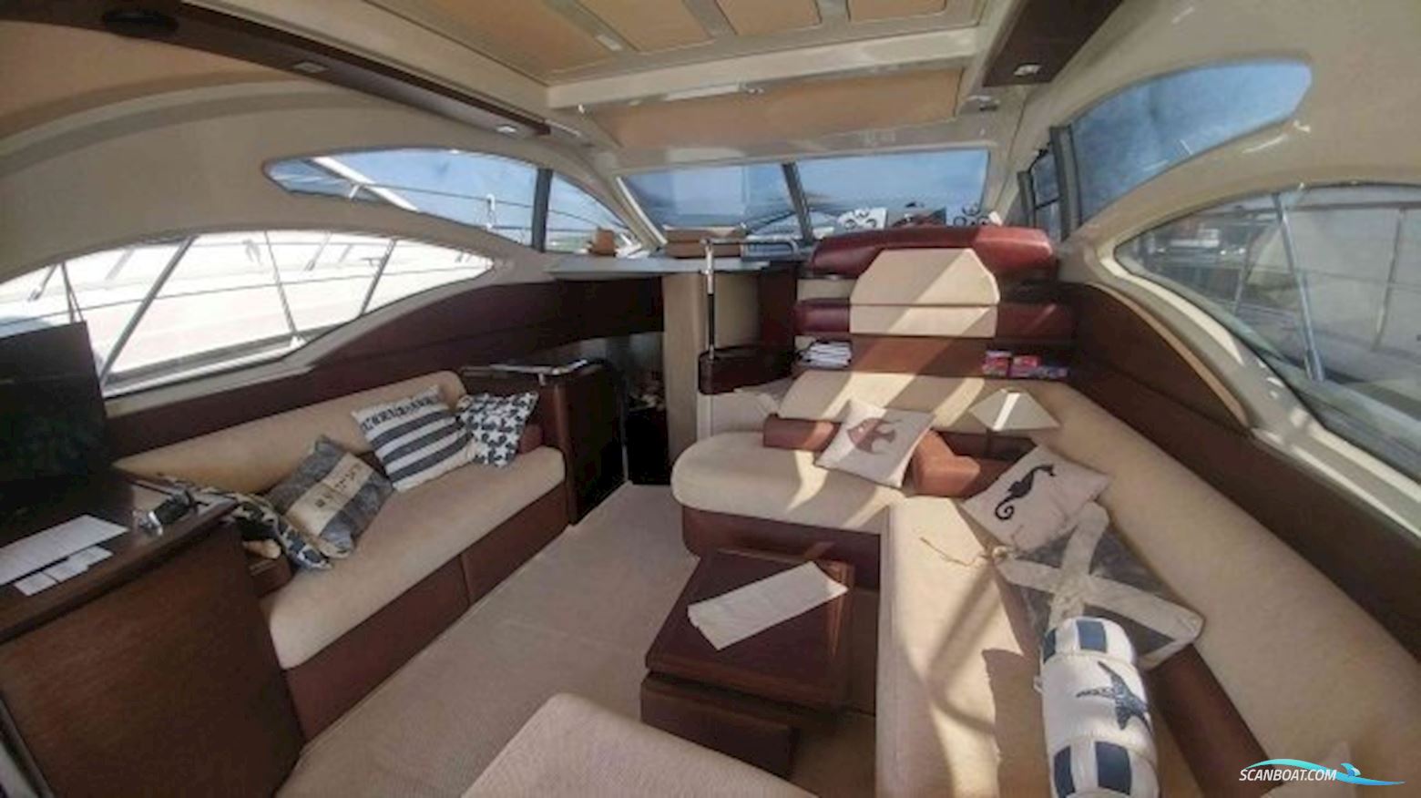 Azimut S 43