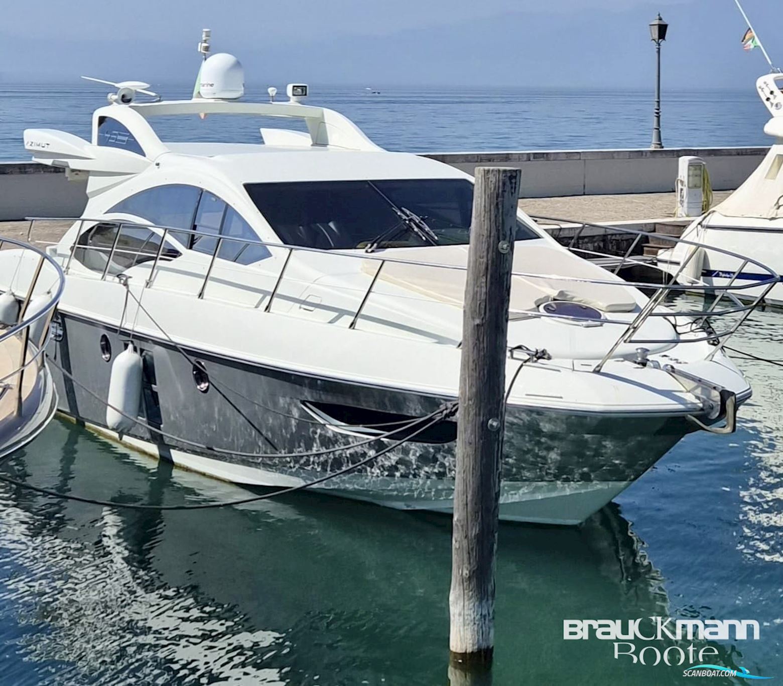 Azimut Yachts 43 S