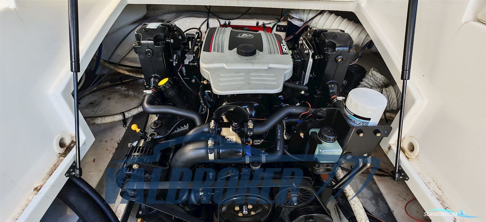 Azure Boats AZ 258 BR