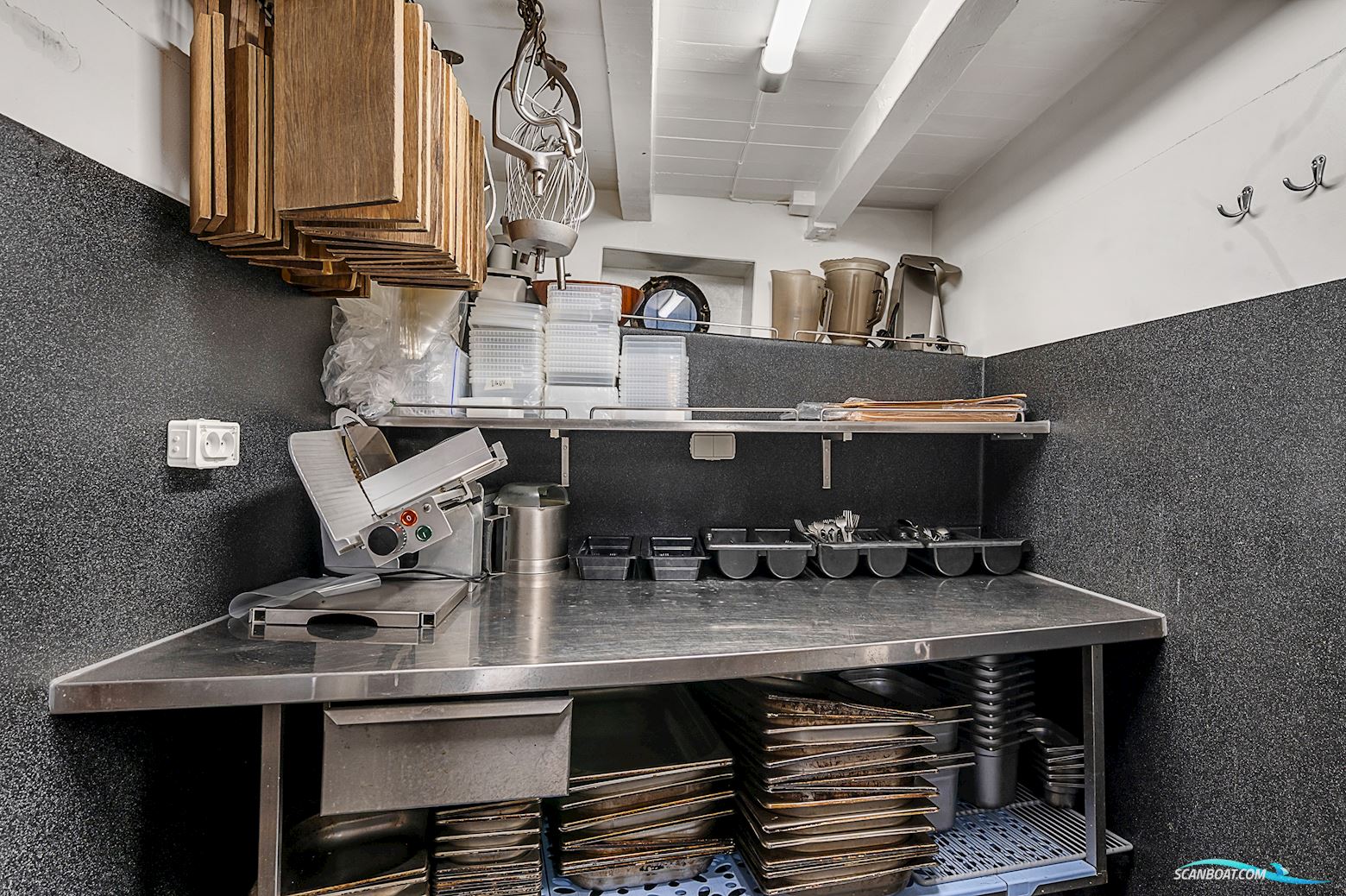Båd Cafe Sorte Louis