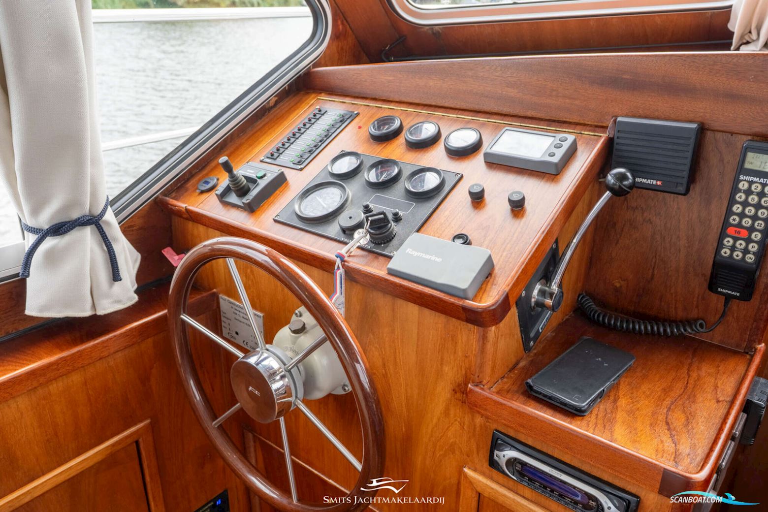 Bach Yacht 35 OK Spiegeldeur