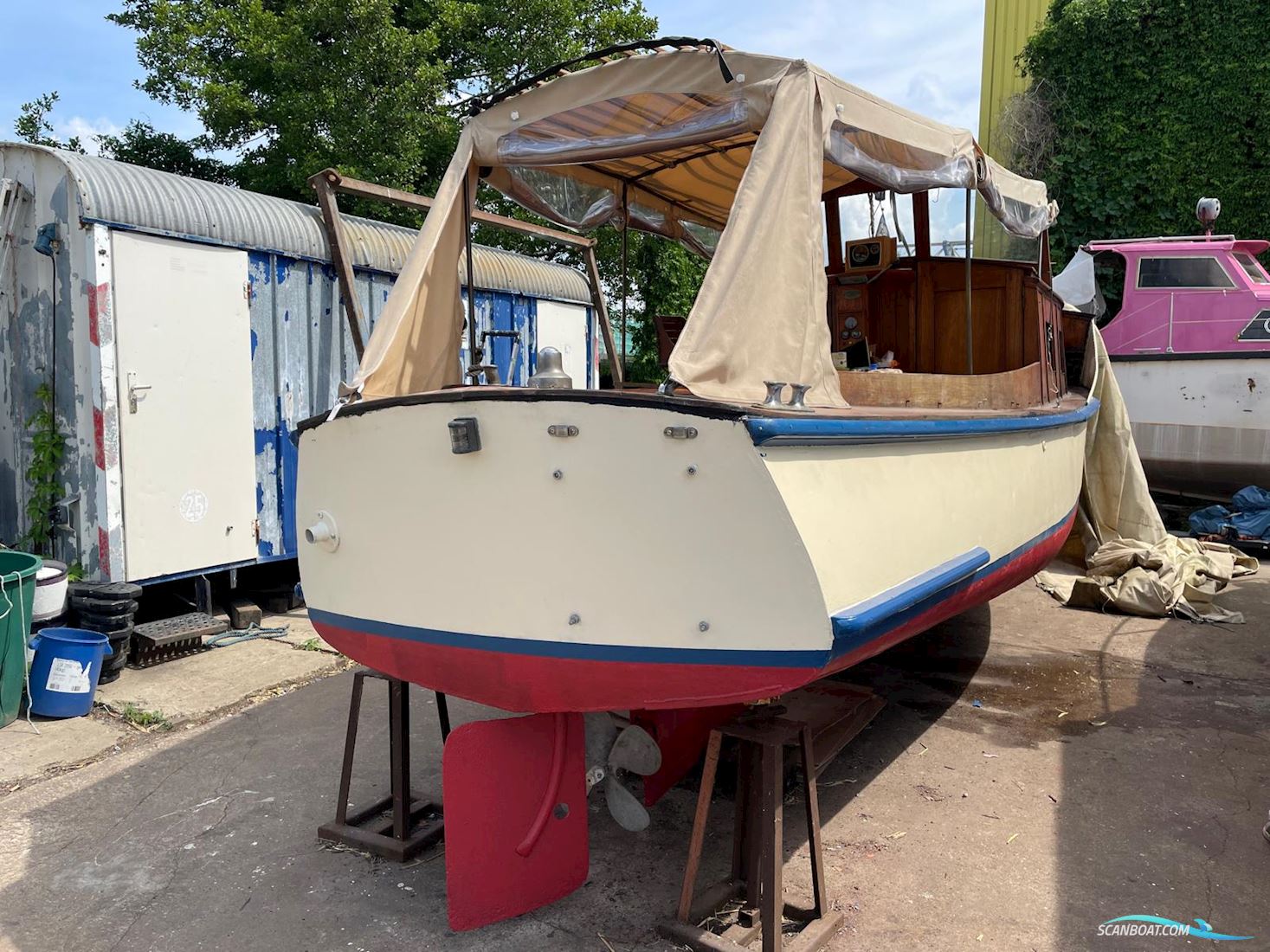 Backdecker