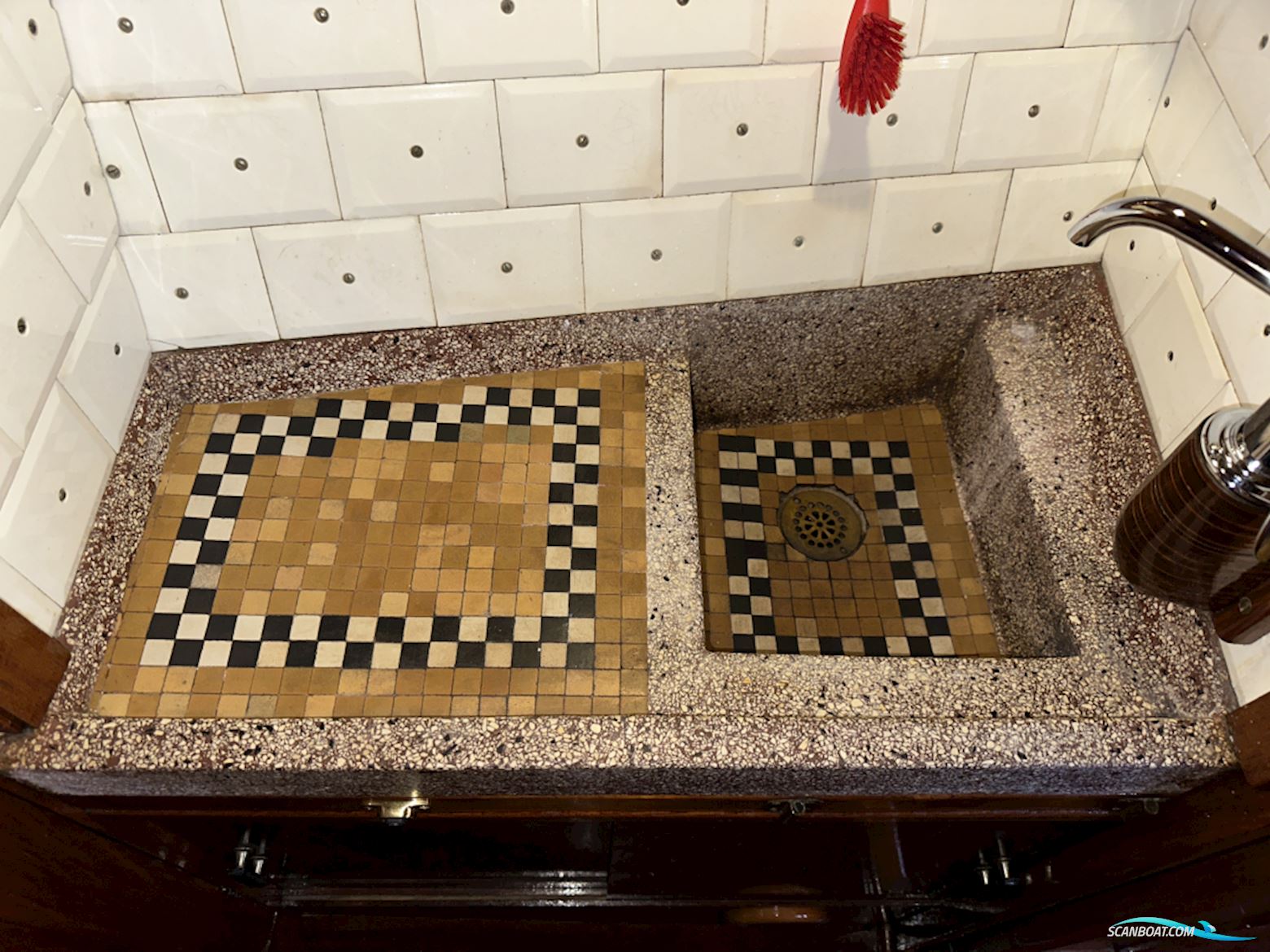 Bakdekker  Met kofferdek en achterkajuit