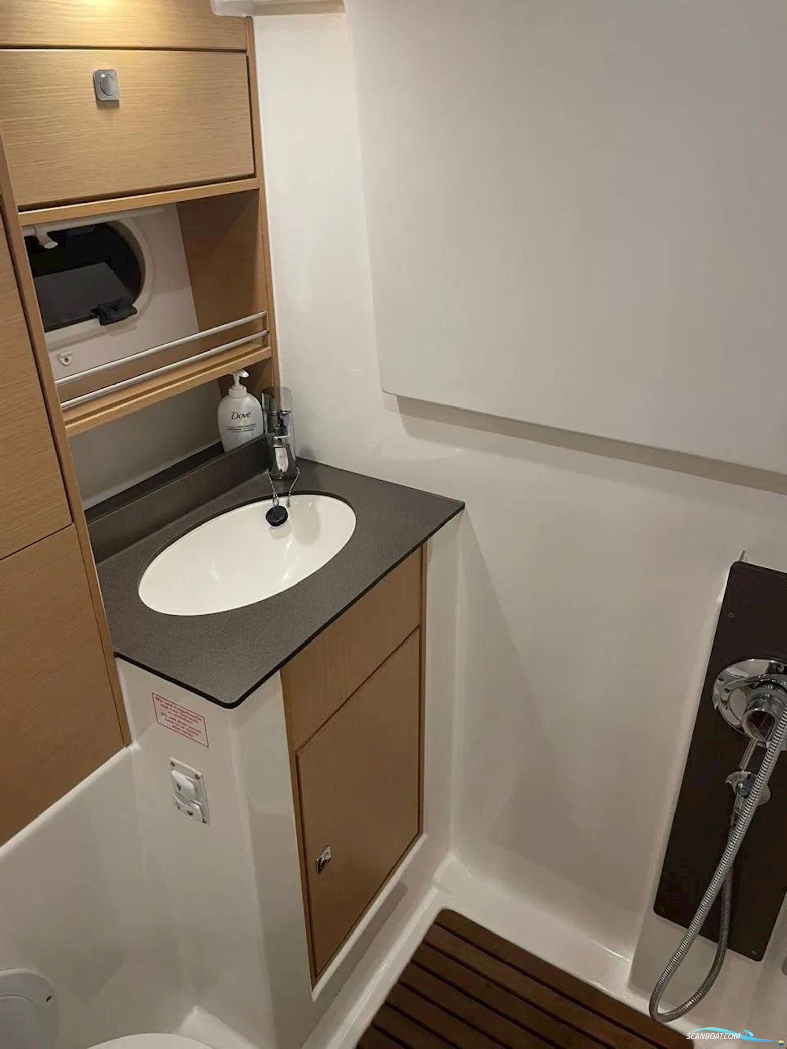 Bavaria 32 Sport - 2013