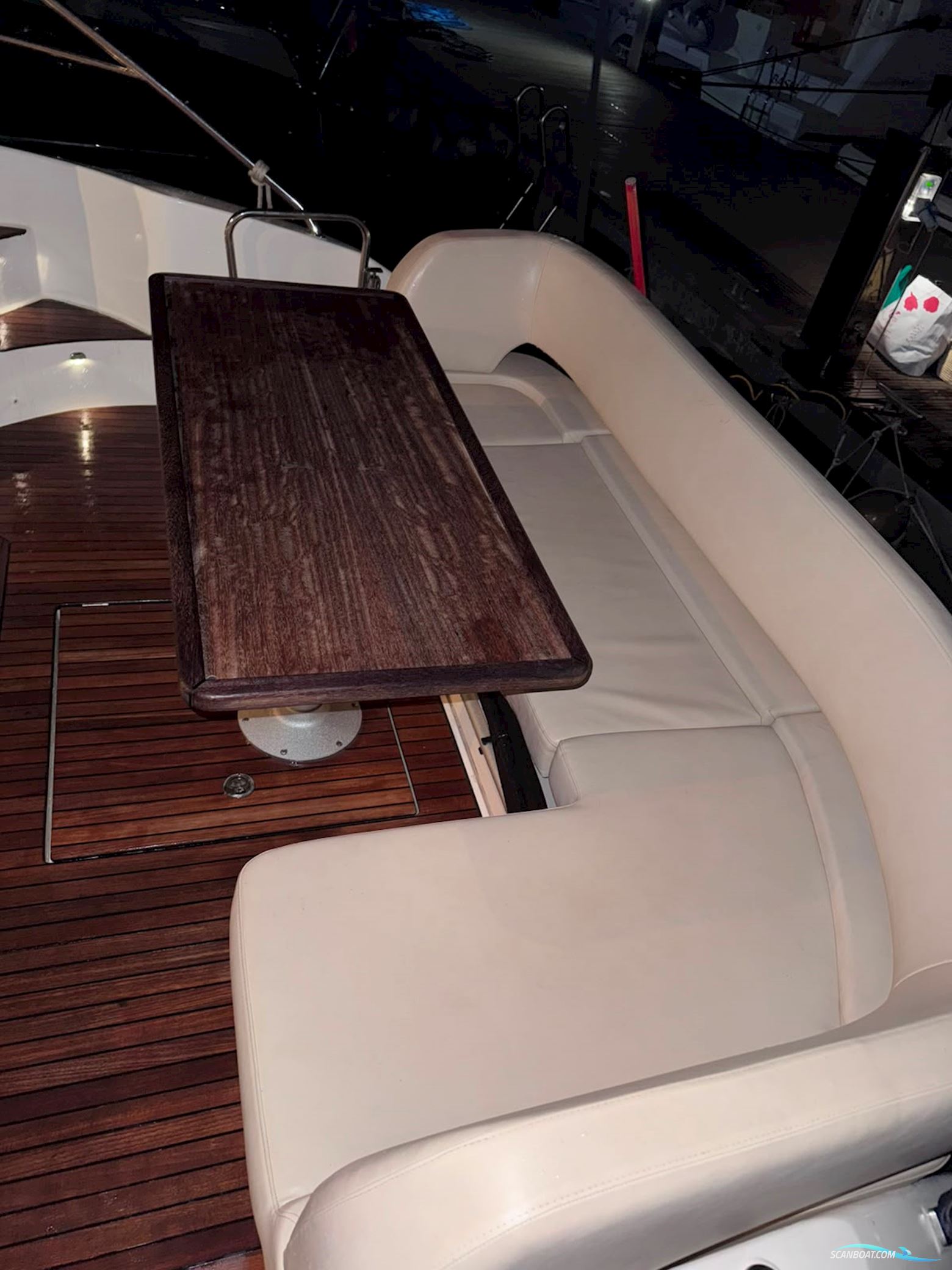 Bavaria 360