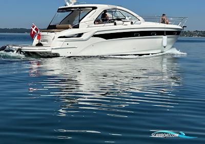 Bavaria 38 HT Motorbåd 2011, med Volvo Penta D6 - 370 motor, Danmark