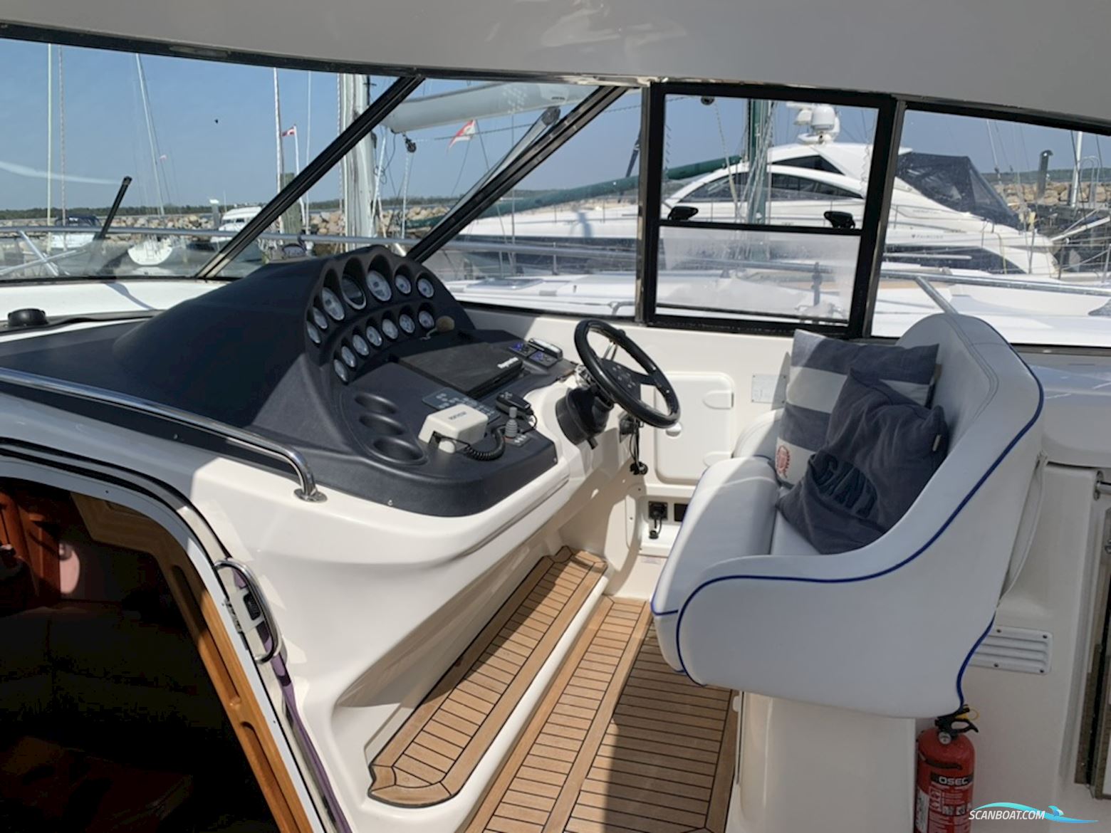 Bavaria 42 HT