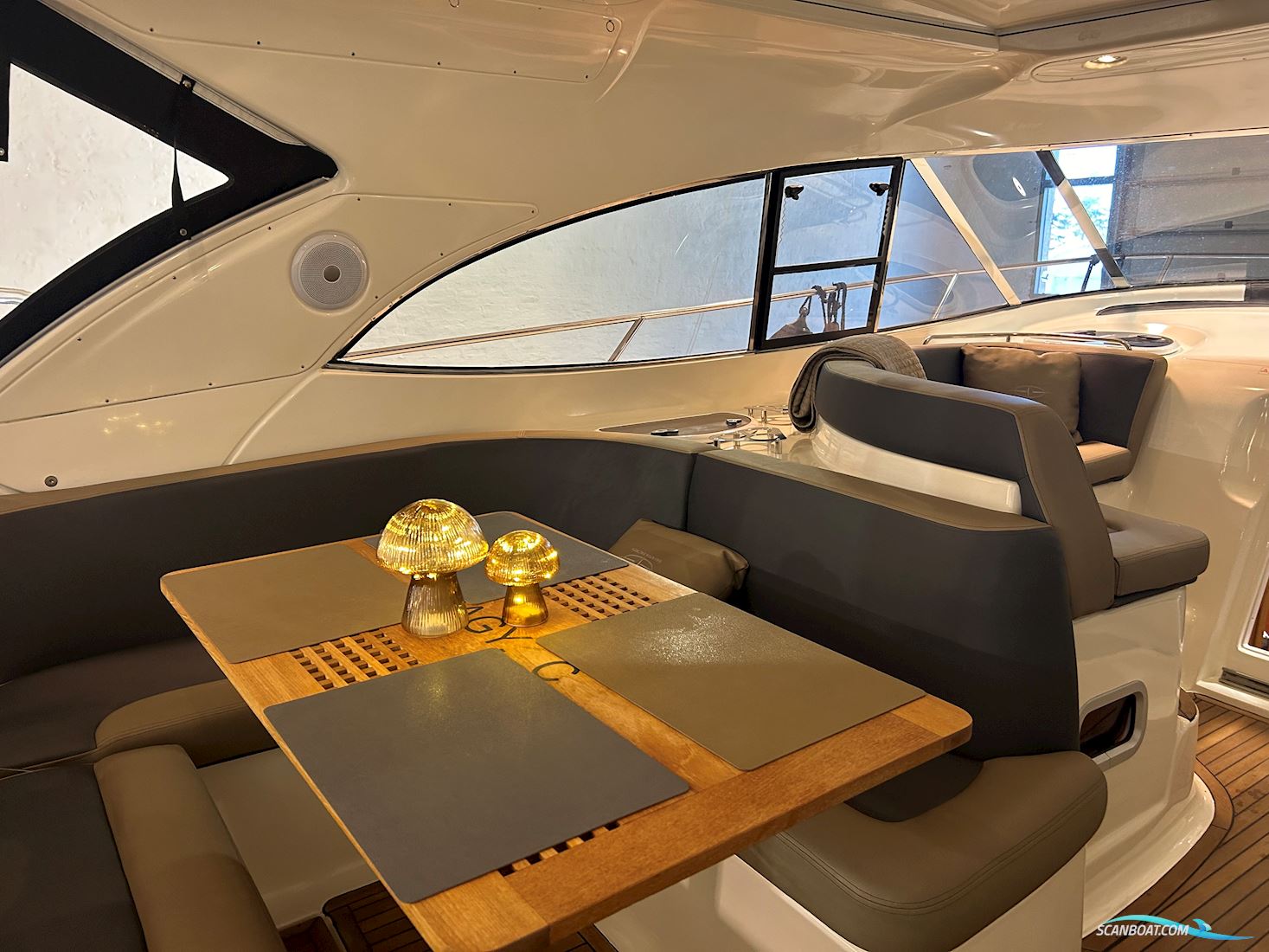 Bavaria 42 HT
