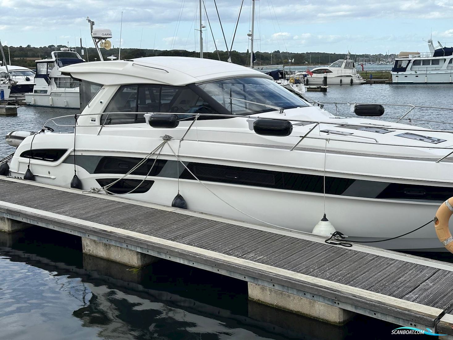 Bavaria 450