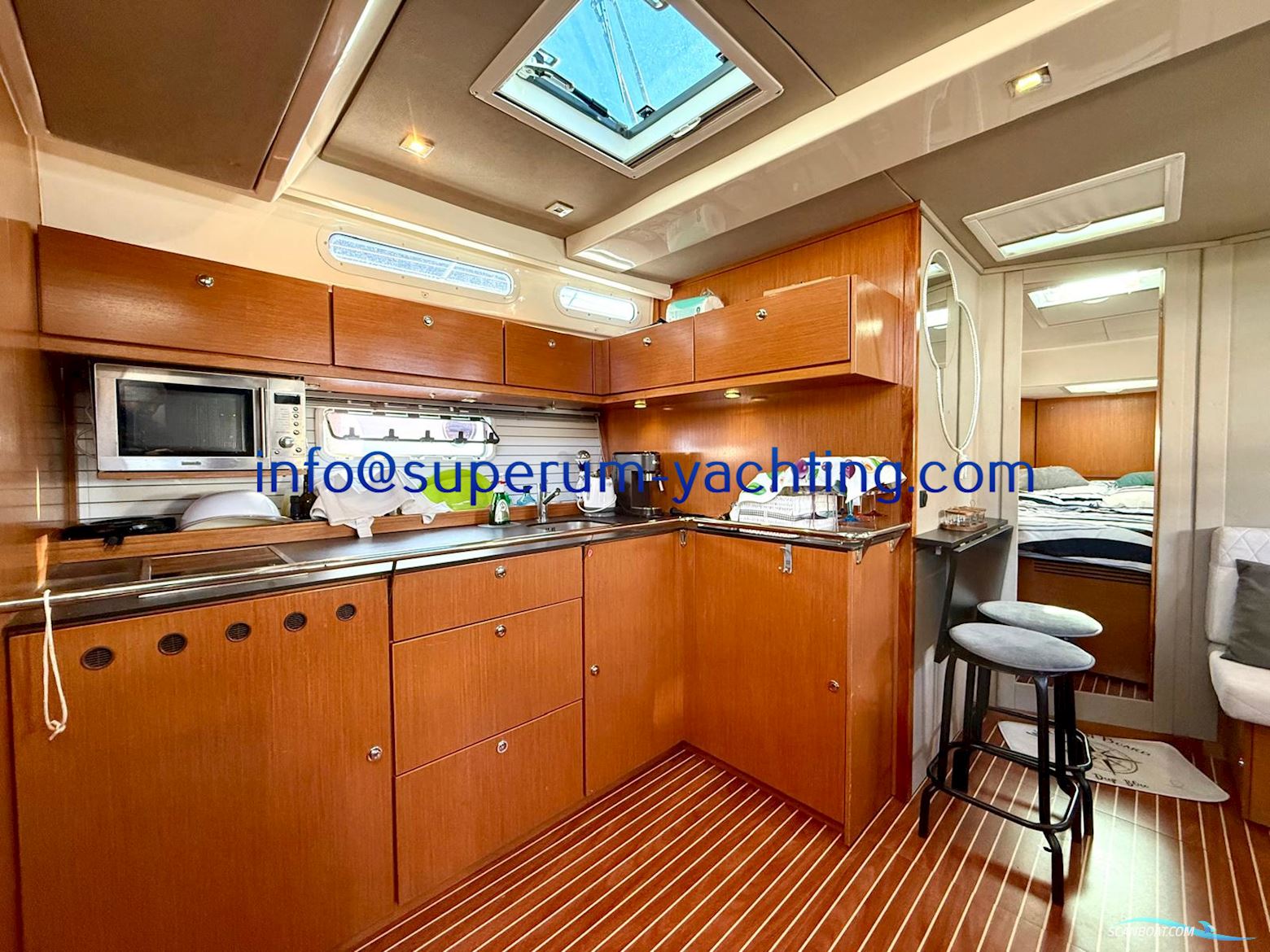 Bavaria Deep Blue 46