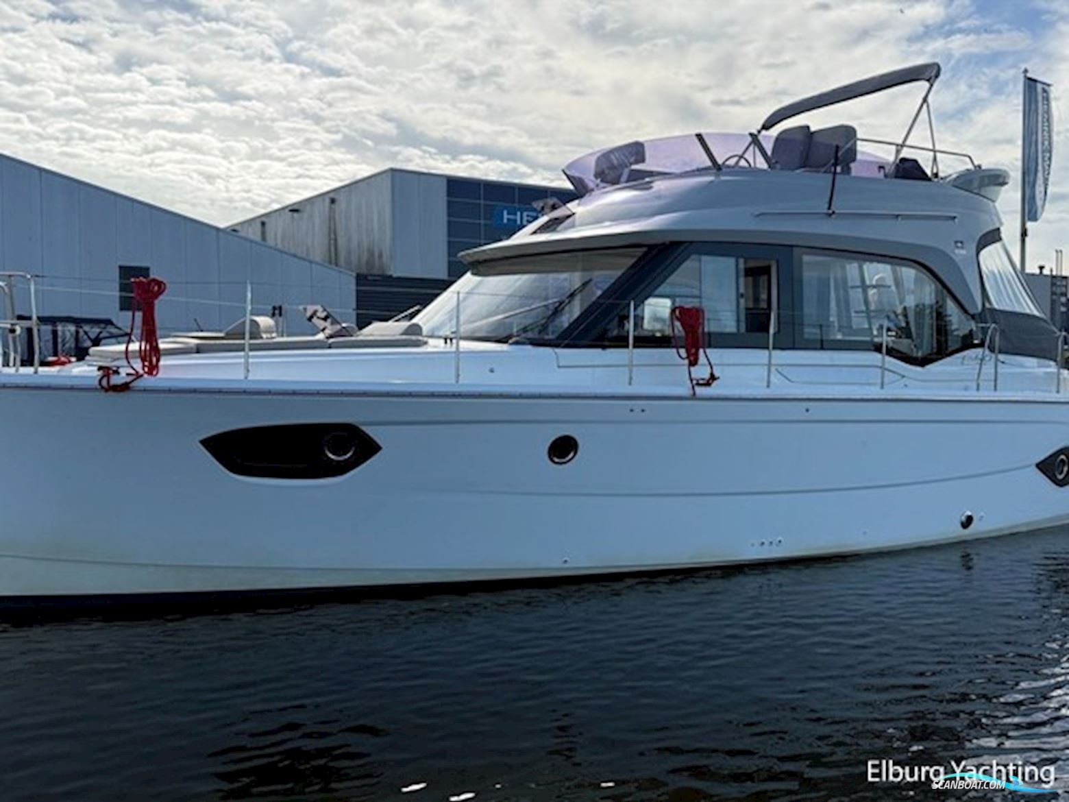 Bavaria E40 - Flybridge