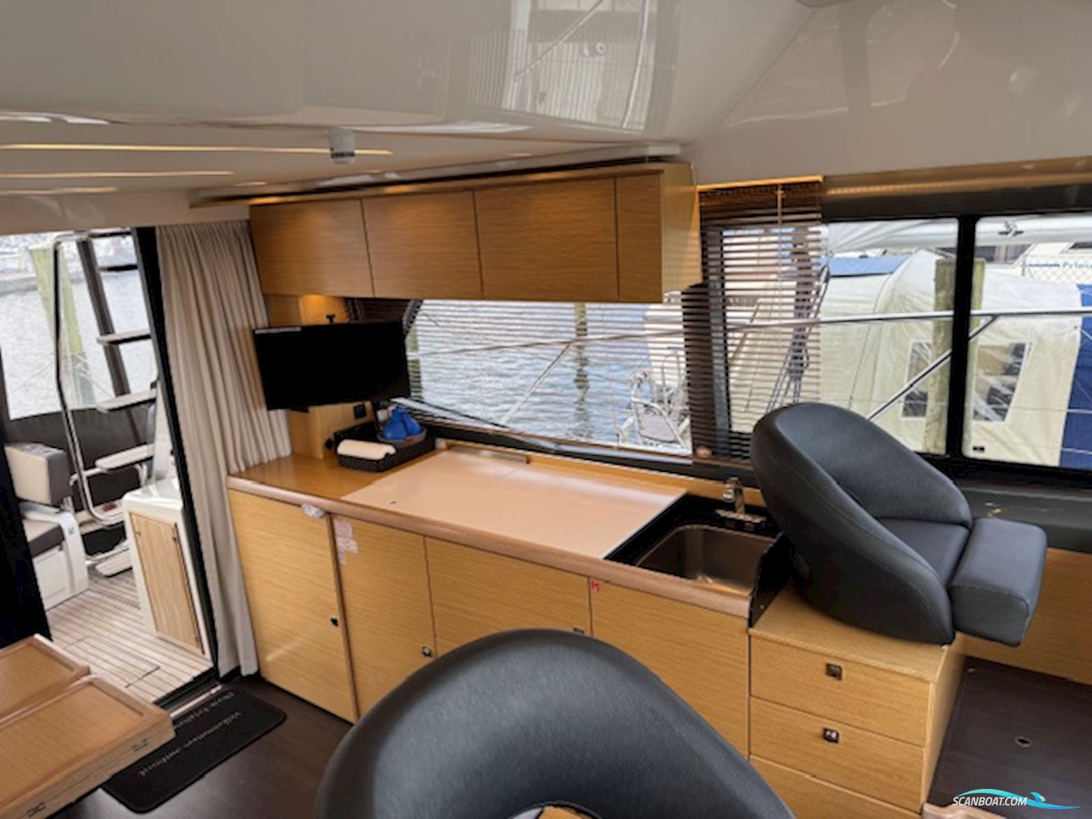 Bavaria R 40 Fly m/ Joystck