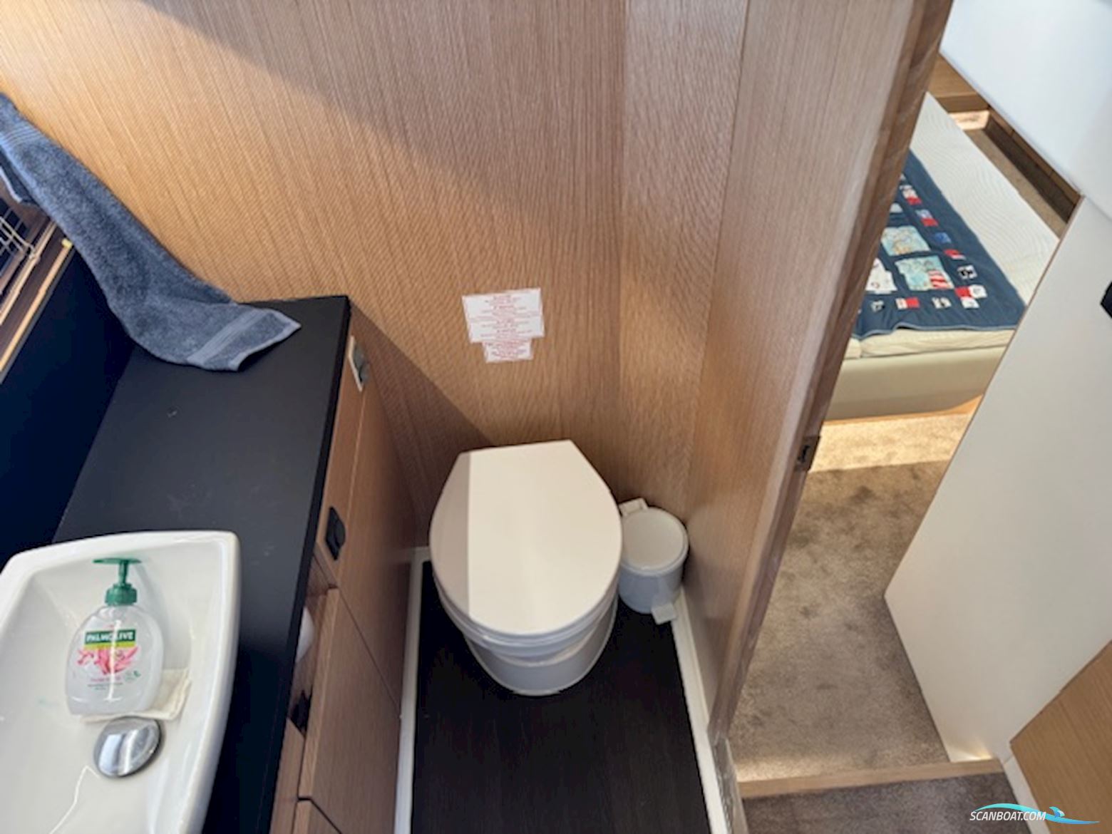 Bavaria R 40 Fly m/ Joystck