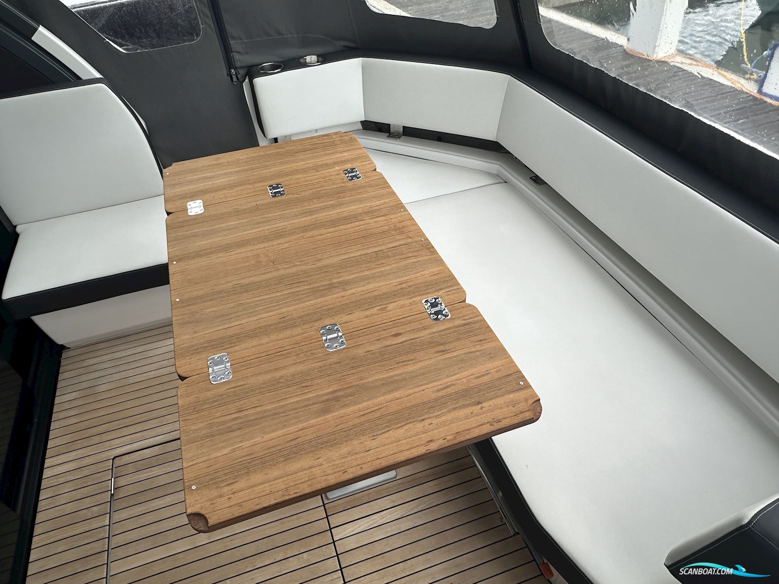 Bavaria R40 Coupe