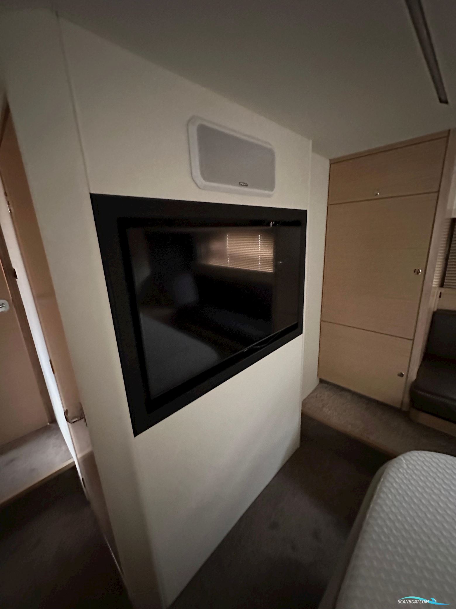 Bavaria R55 Flybridge