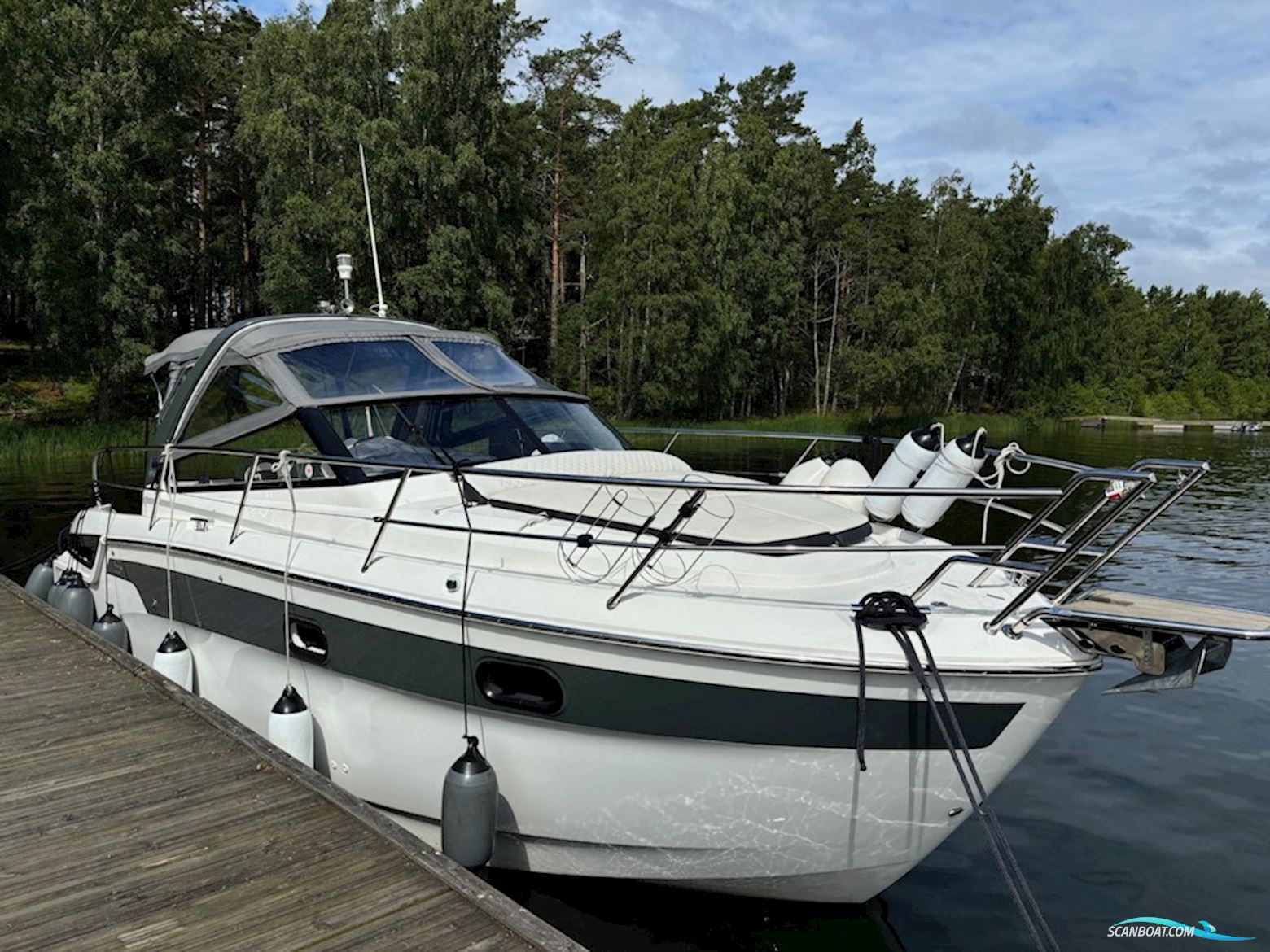 Bavaria S 30 Motorbåd 2021, med Volvo Penta D4-300 Dpi motor, Sverige