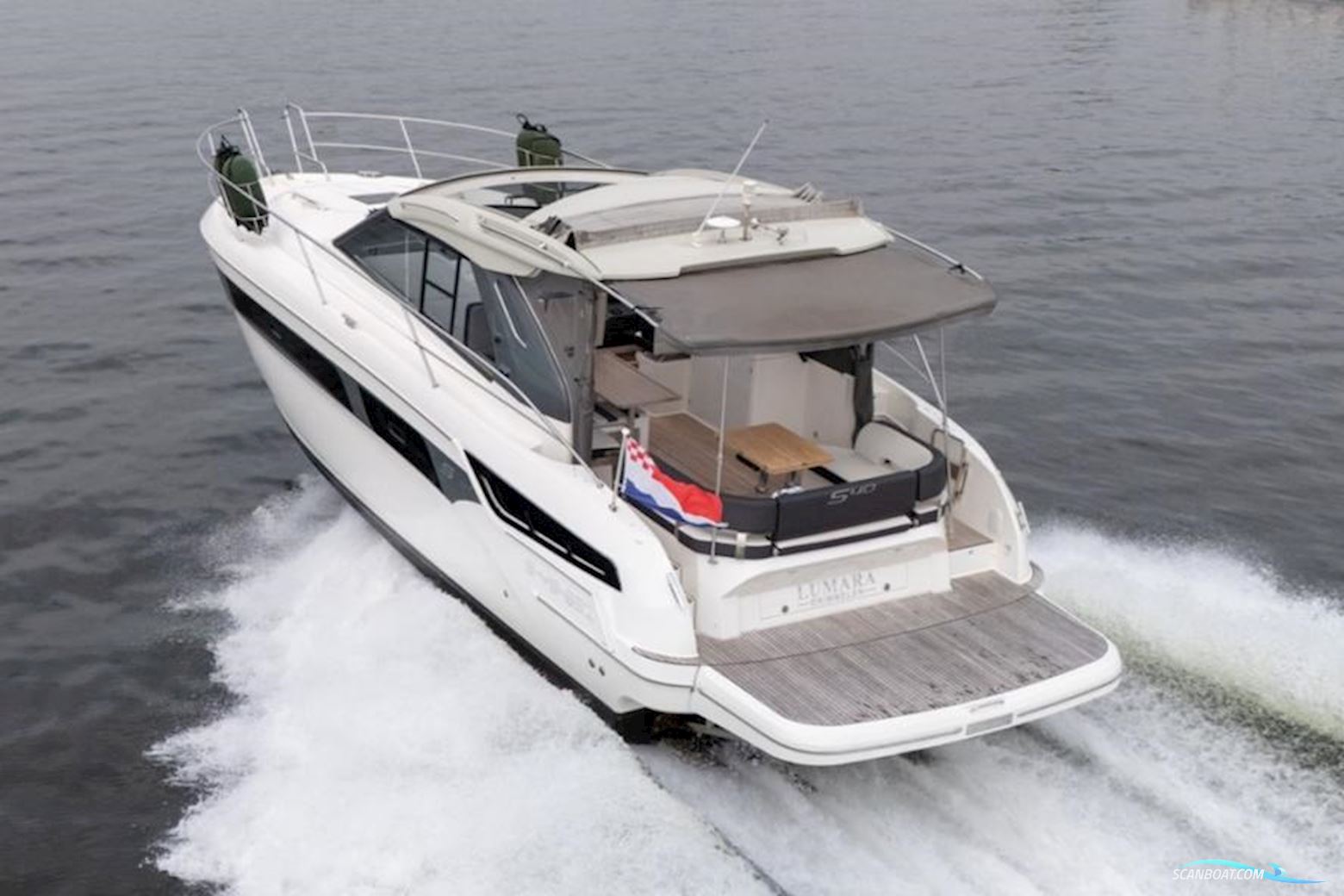 Bavaria S 40 HT Motorbåd 2019, med Volvo Penta 370 pk. motor, Holland