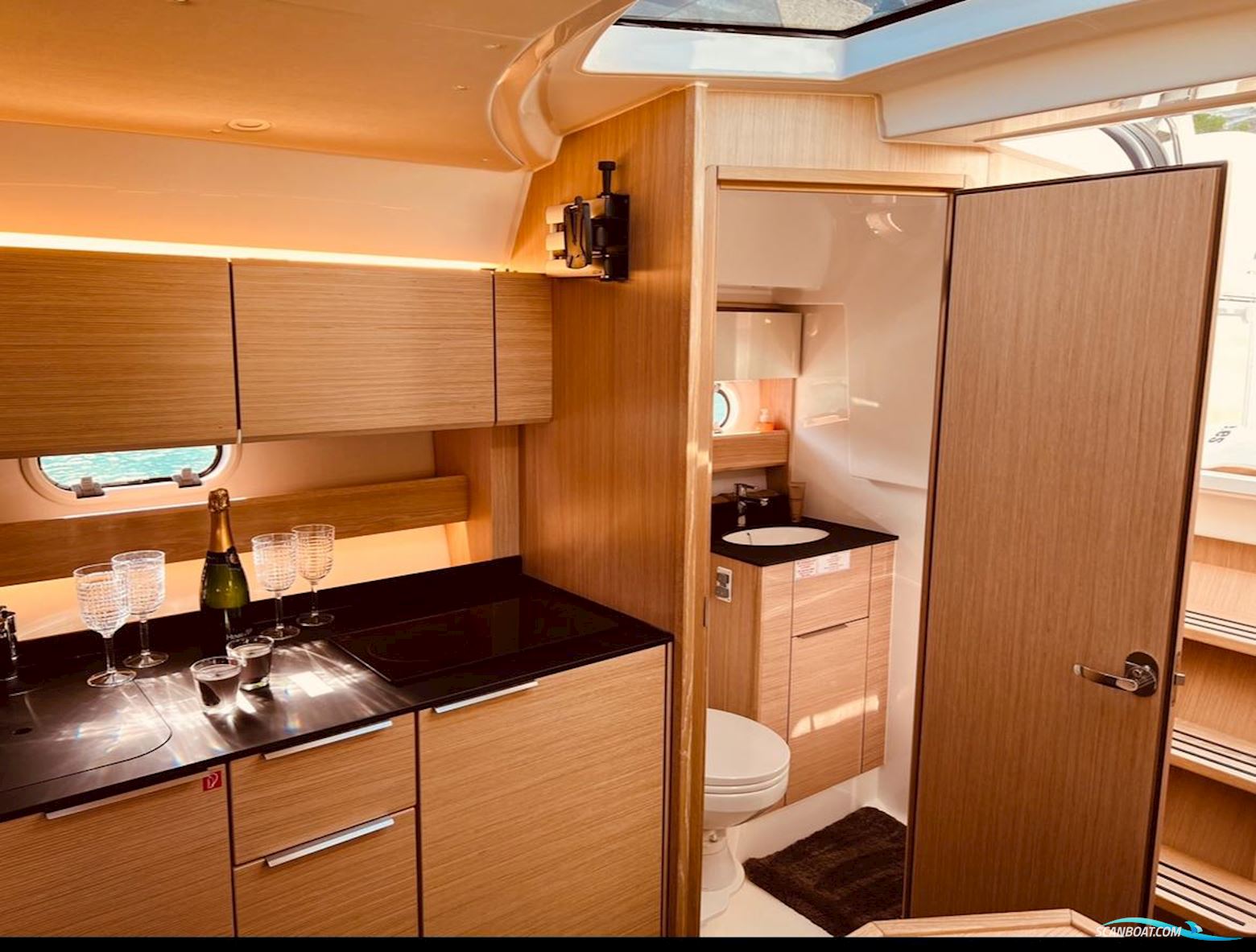 Bavaria S33 HT