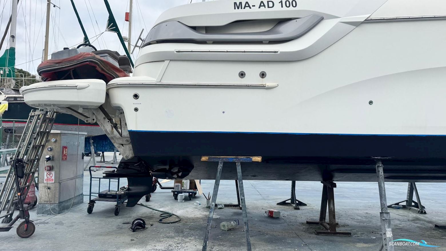 Bavaria Sport 43 Hard Top