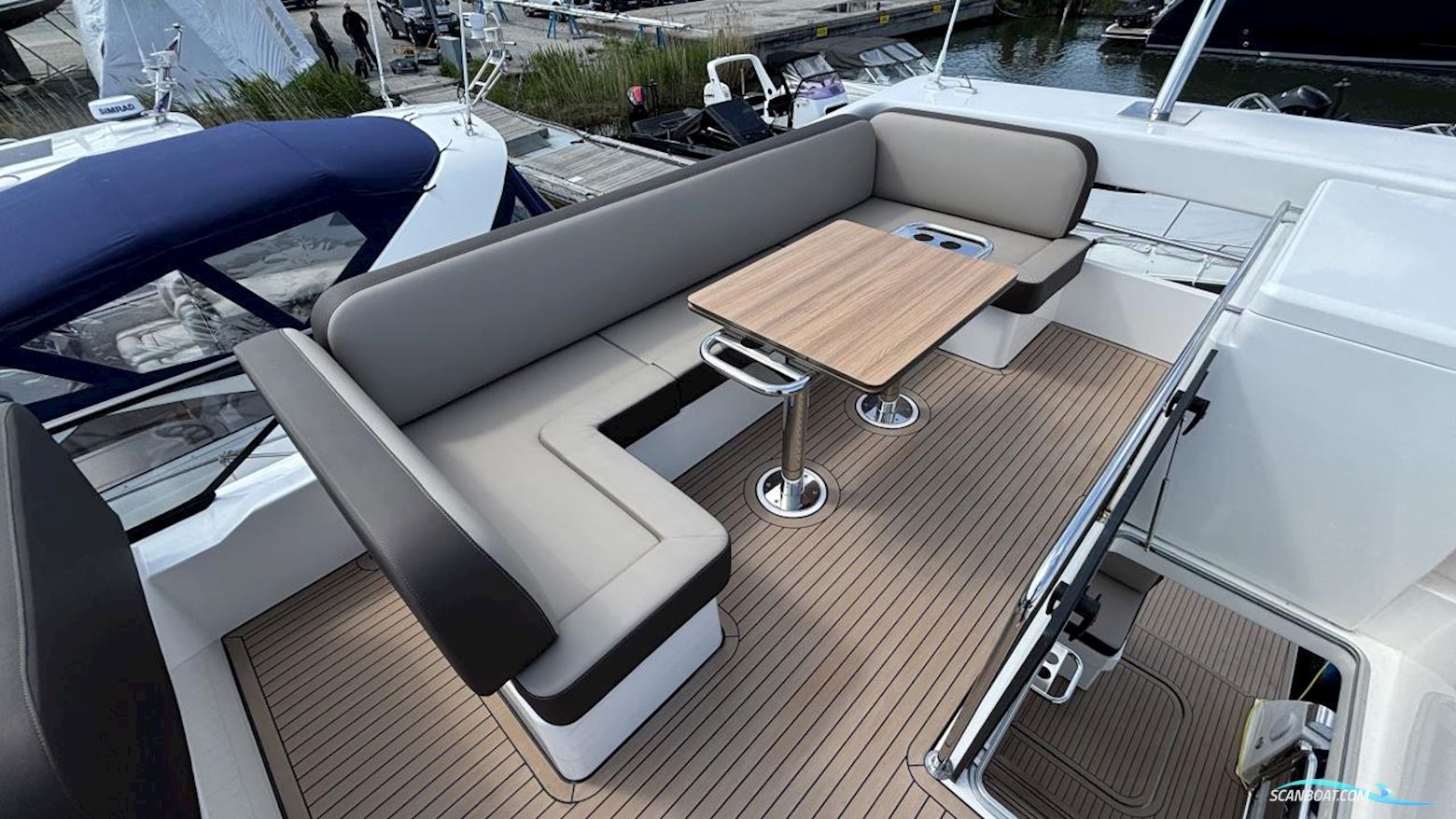 Bavaria VIRTESS 420 FLY