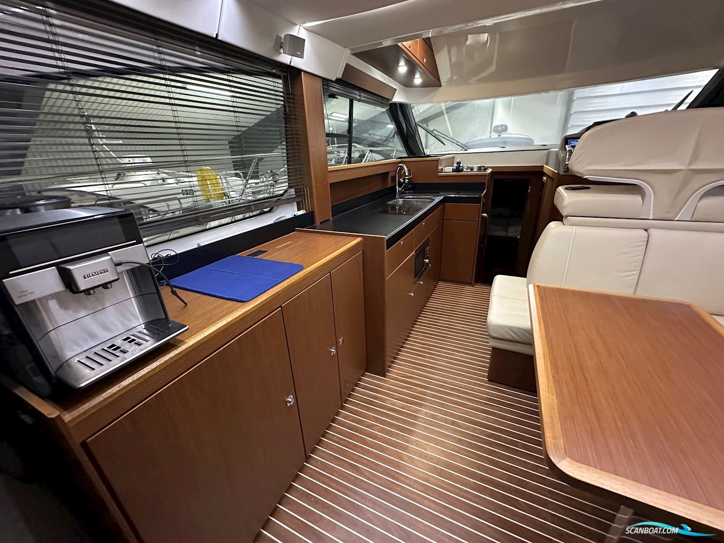 Bavaria Virtess 420 Fly Super